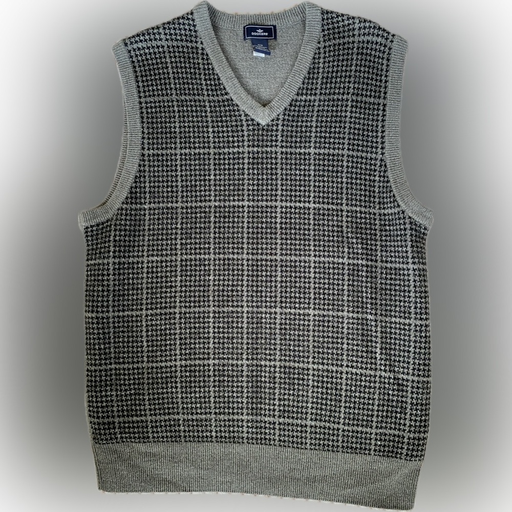 Dockers Mens Houndstooth Design Knit Sweater Vest V-Neck Gray - Size Medium